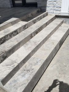Scări Travertin Titanium Silver (3)